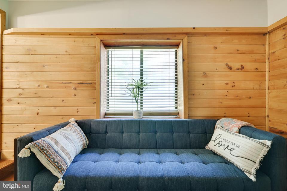 PINE CREEK ESTATES - Residential