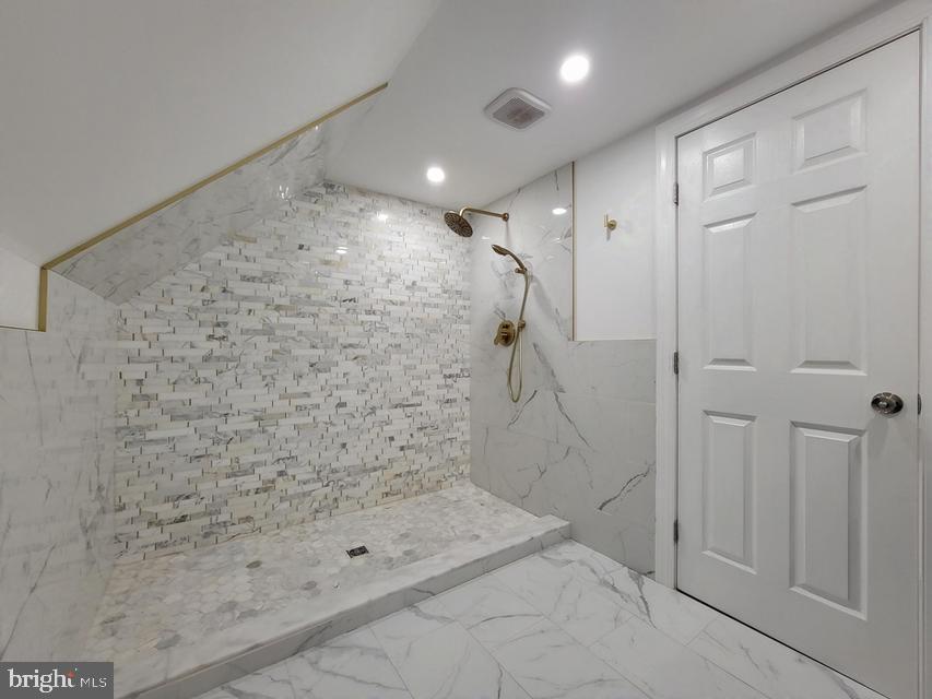 PINE CREEK ESTATES - Residential