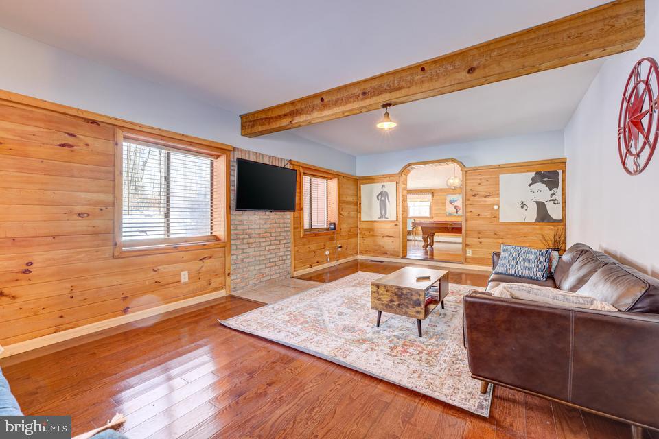 PINE CREEK ESTATES - Residential