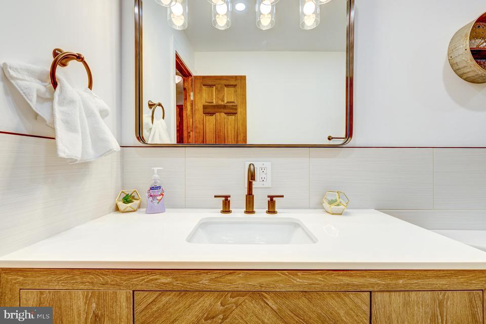 PINE CREEK ESTATES - Residential