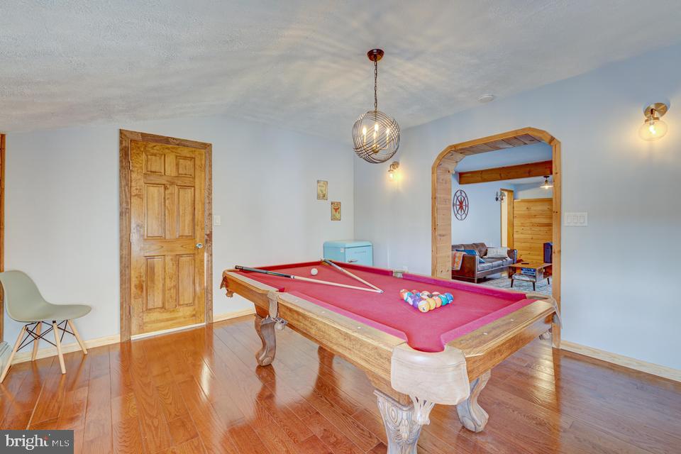 PINE CREEK ESTATES - Residential