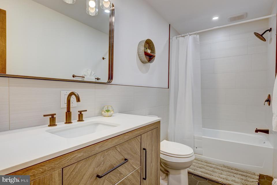 PINE CREEK ESTATES - Residential