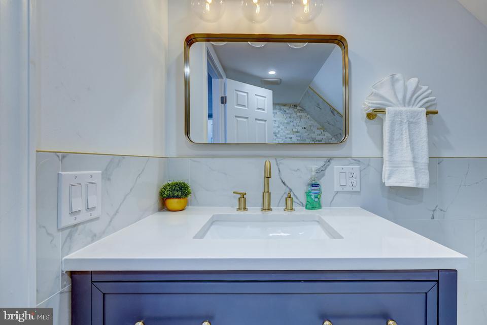 PINE CREEK ESTATES - Residential