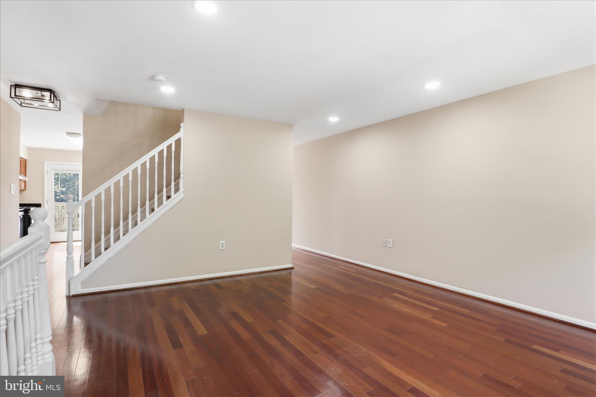 AMBERFIELD - Residential