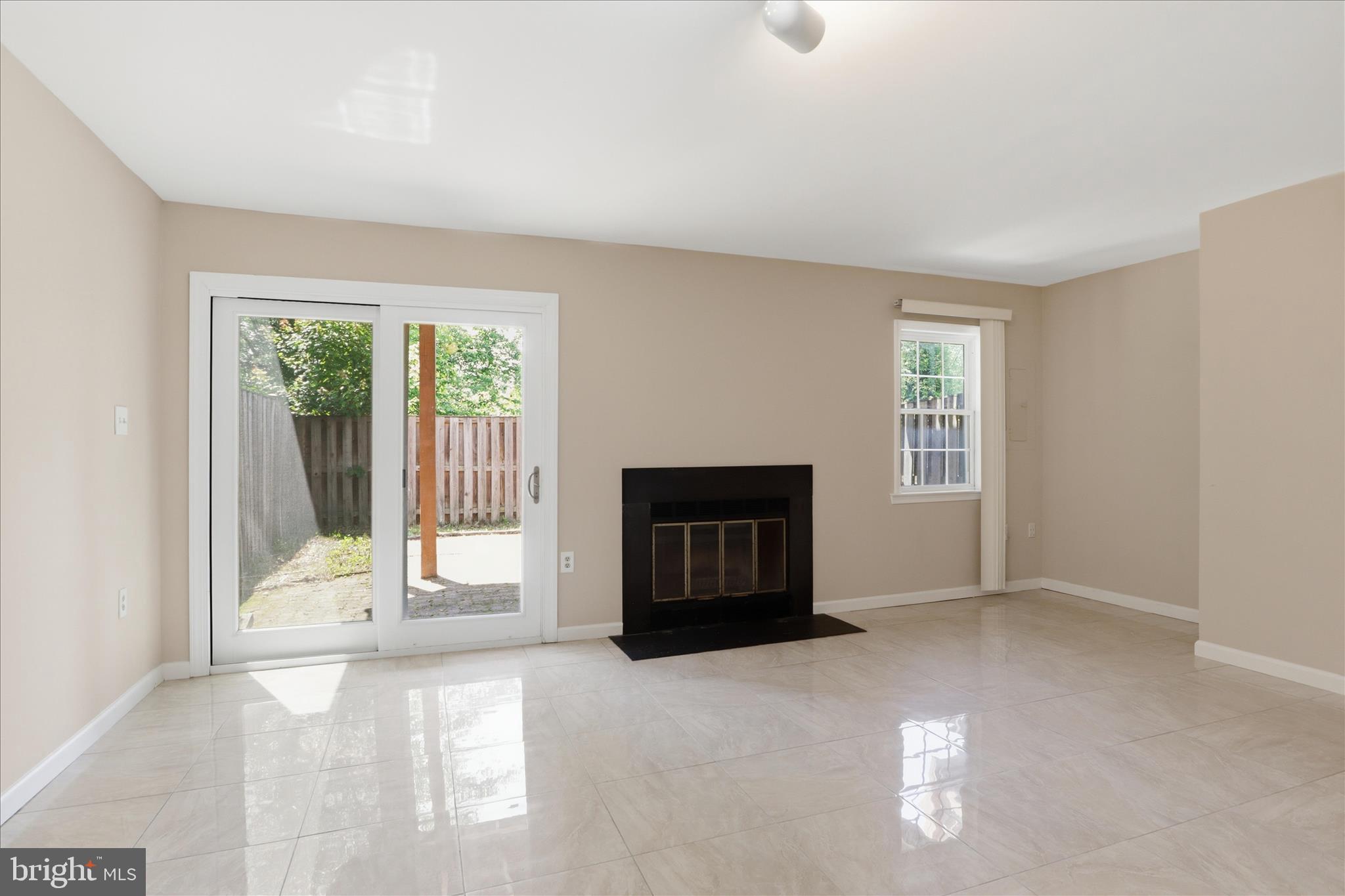 AMBERFIELD - Residential