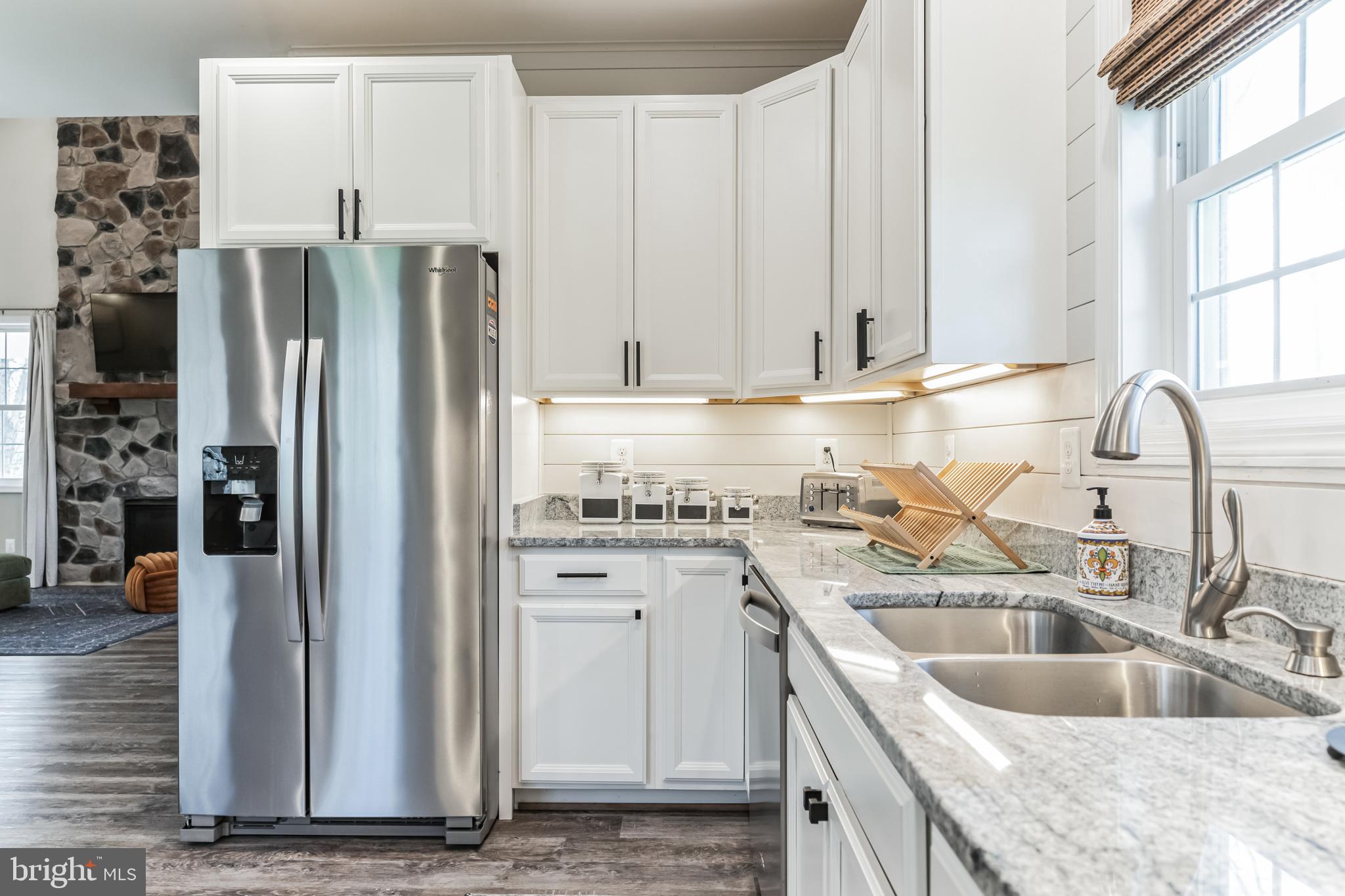 JUNEWOOD ESTATES - Residential