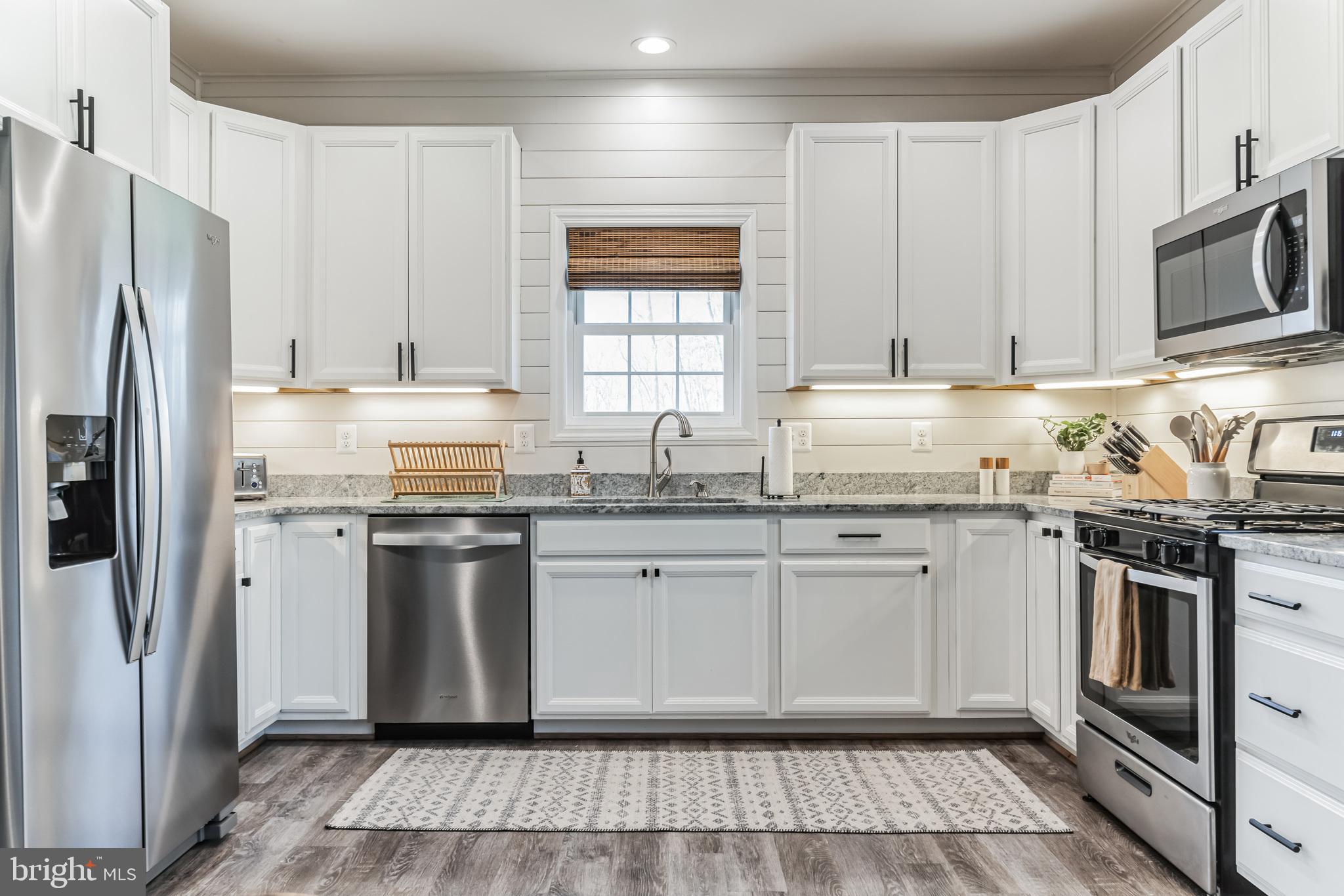 JUNEWOOD ESTATES - Residential