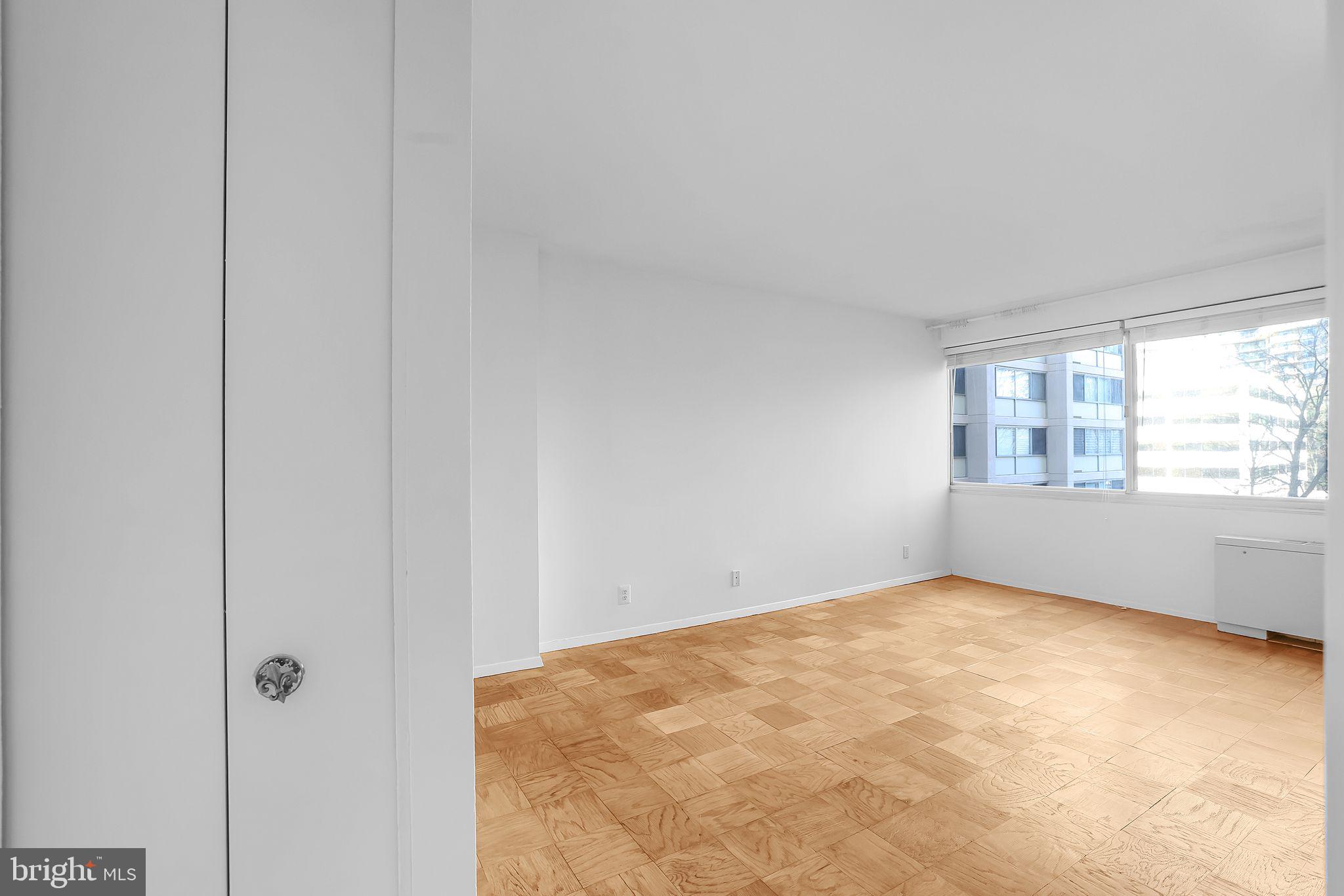 FRIENDSHIP HEIGHTS - Residential