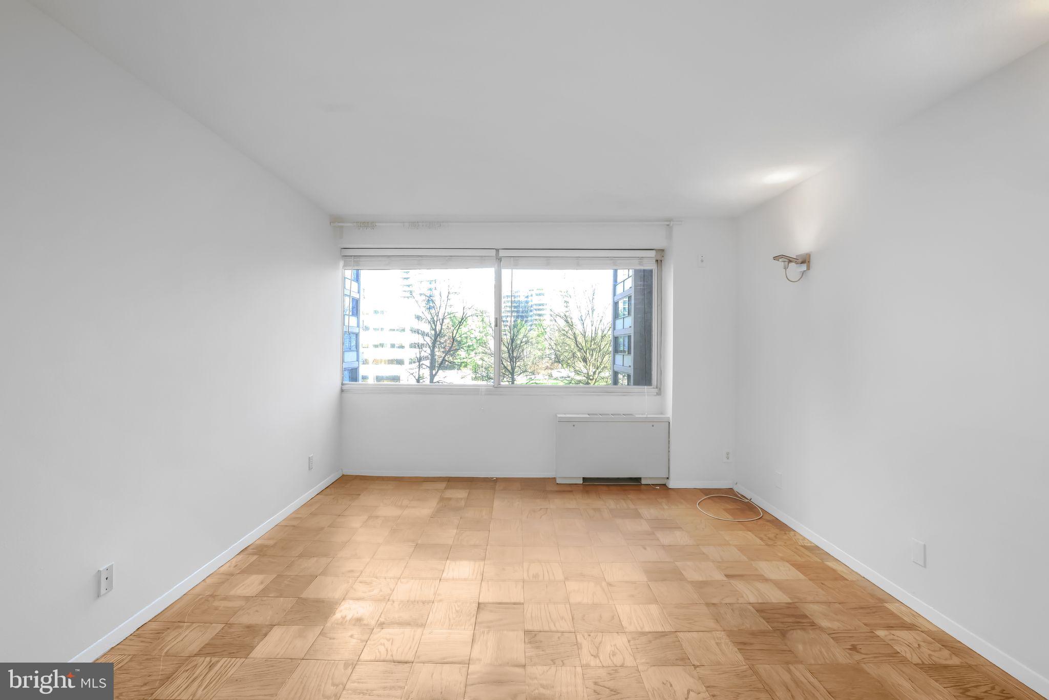 FRIENDSHIP HEIGHTS - Residential