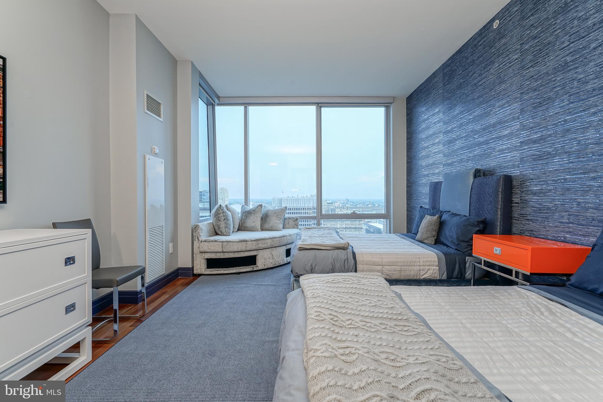 CENTER CITY - Residential