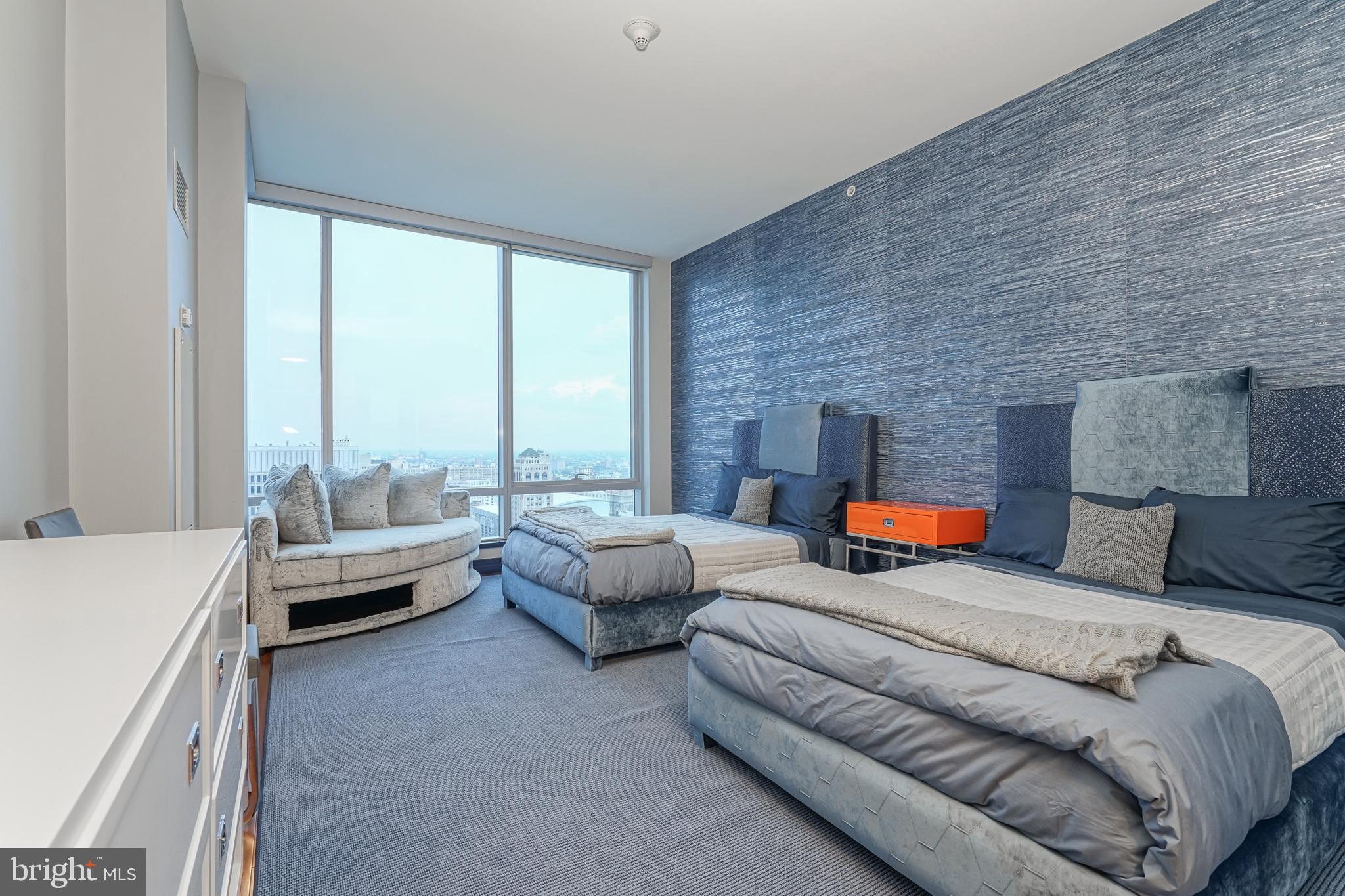 CENTER CITY - Residential