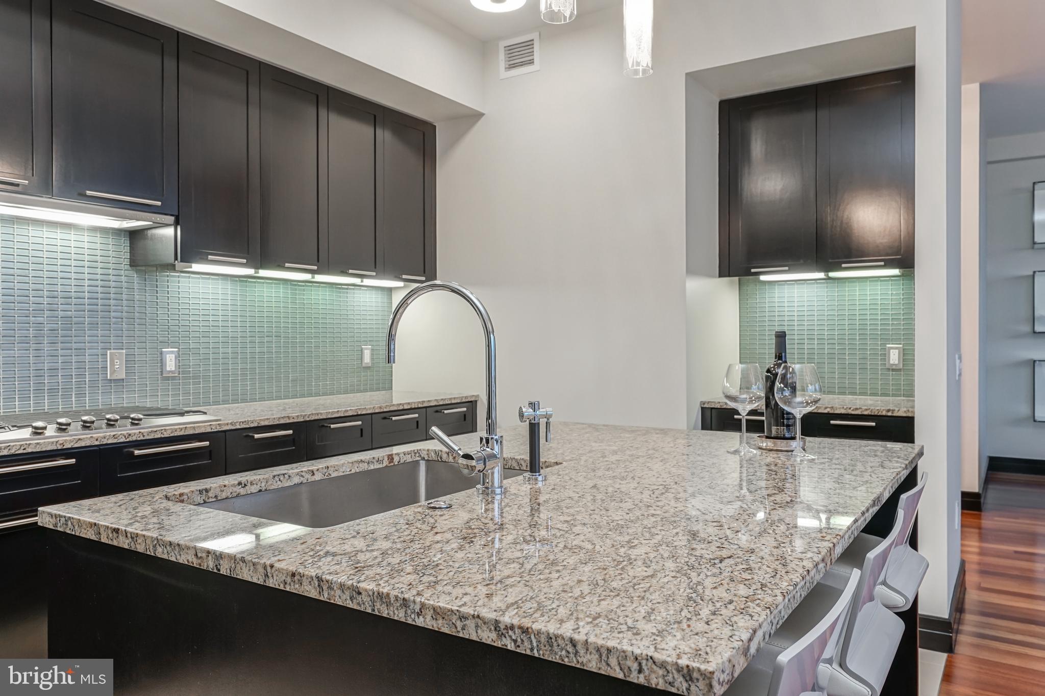 CENTER CITY - Residential