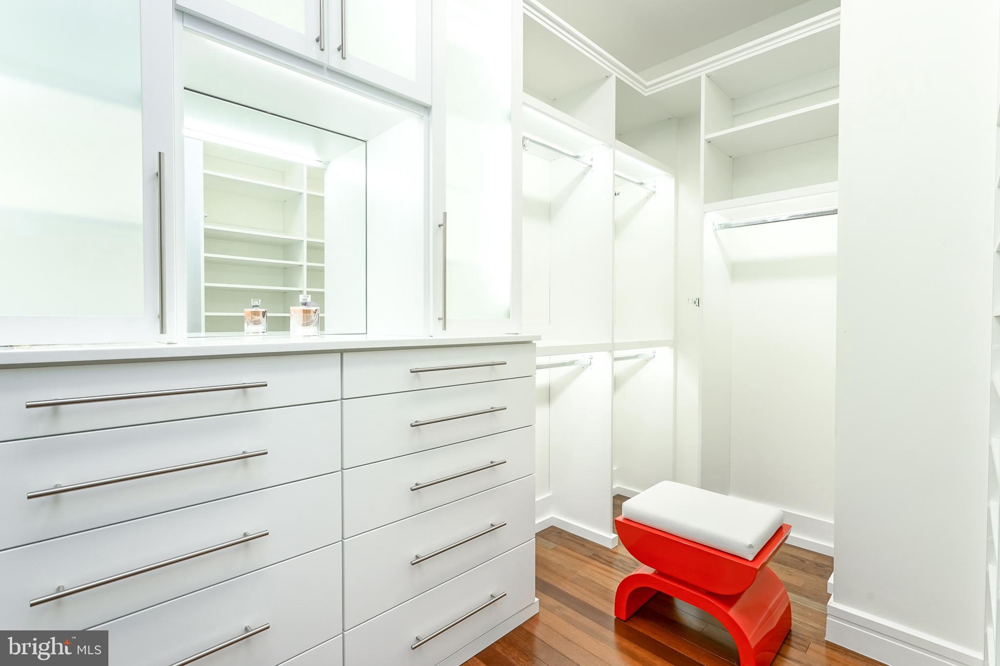 CENTER CITY - Residential