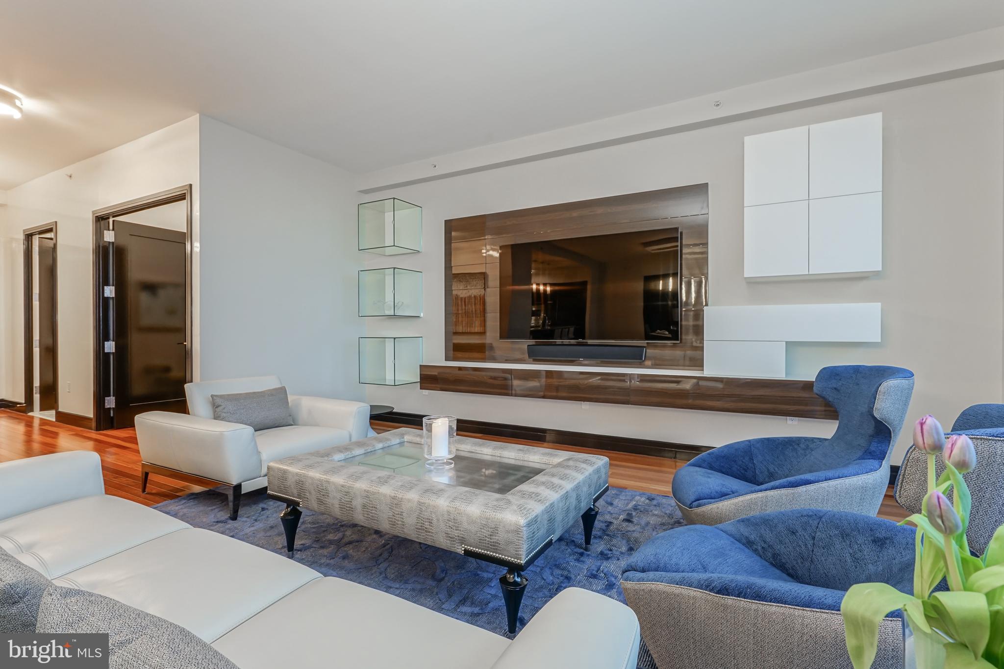 CENTER CITY - Residential