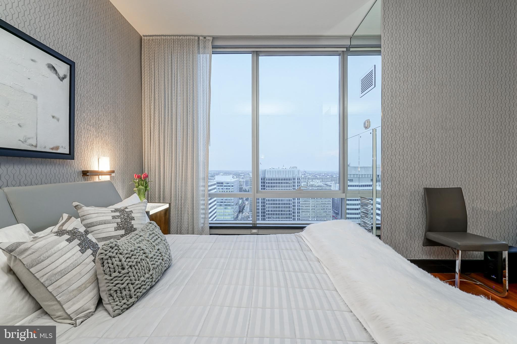 CENTER CITY - Residential