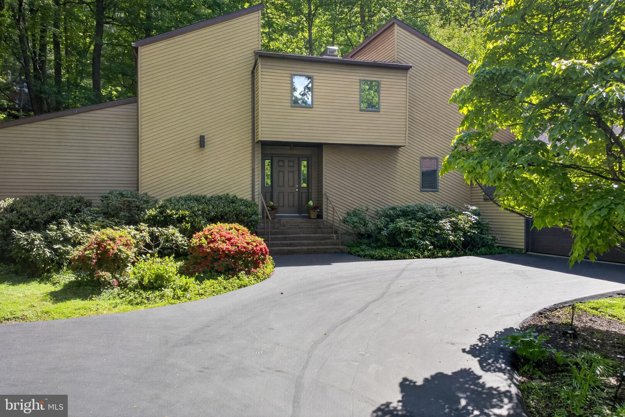 EAST HEMPFIELD TWP - Residential