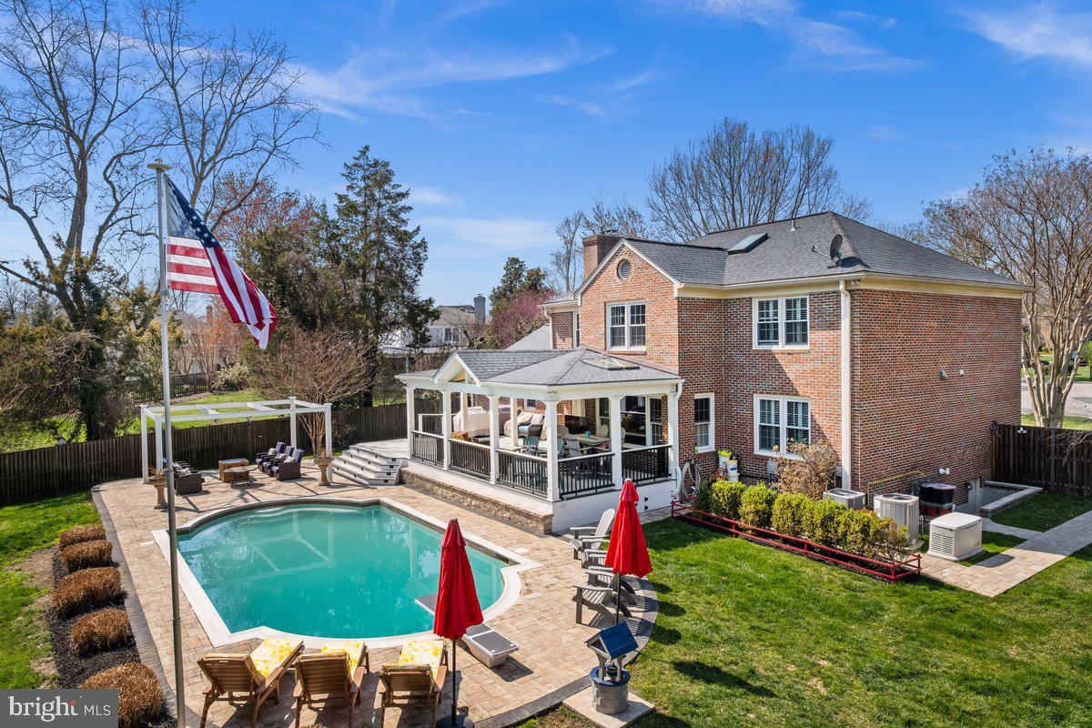 MT VERNON ON THE POTOMAC - Residential