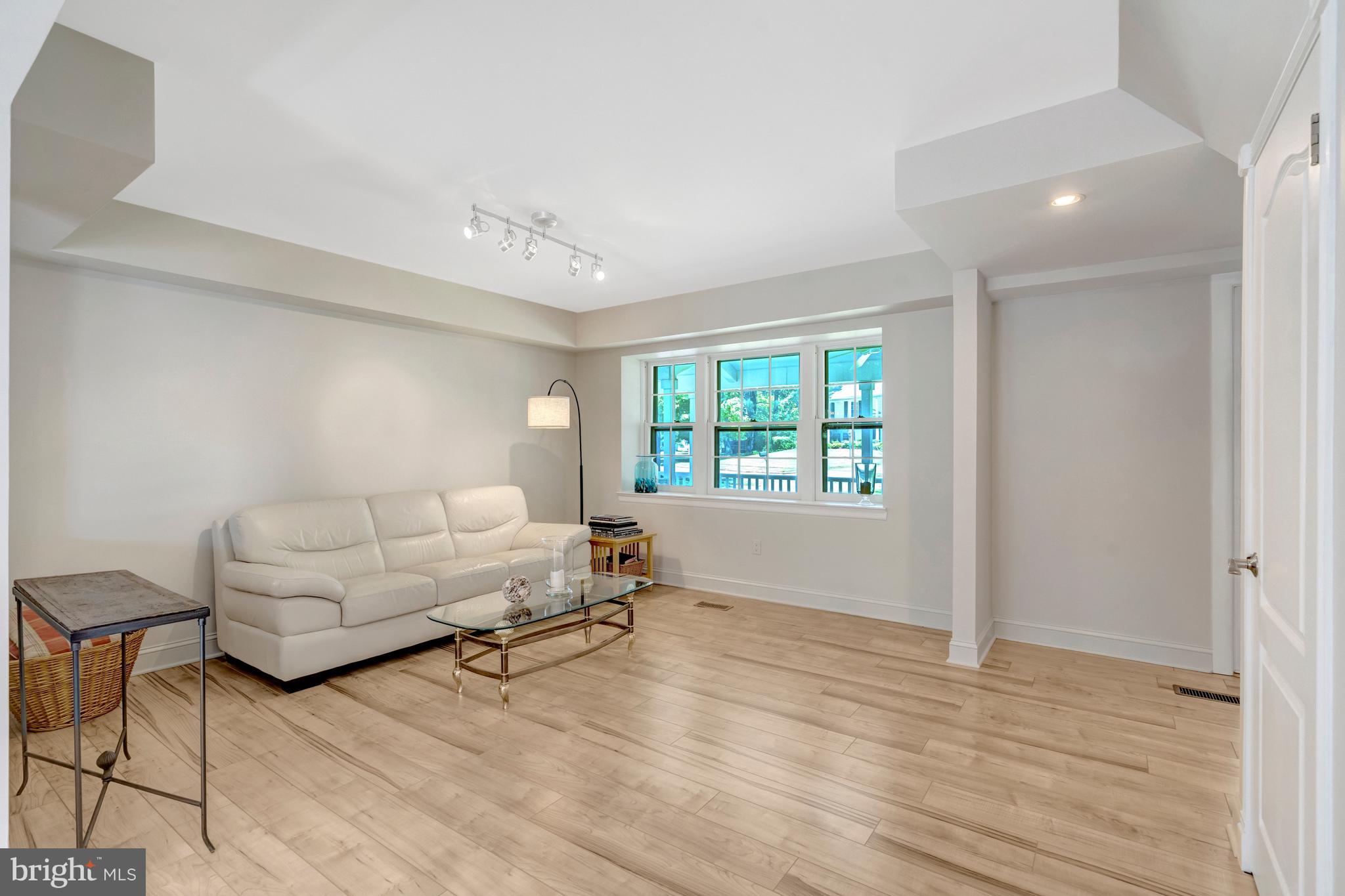 GREENBRIAR - Residential