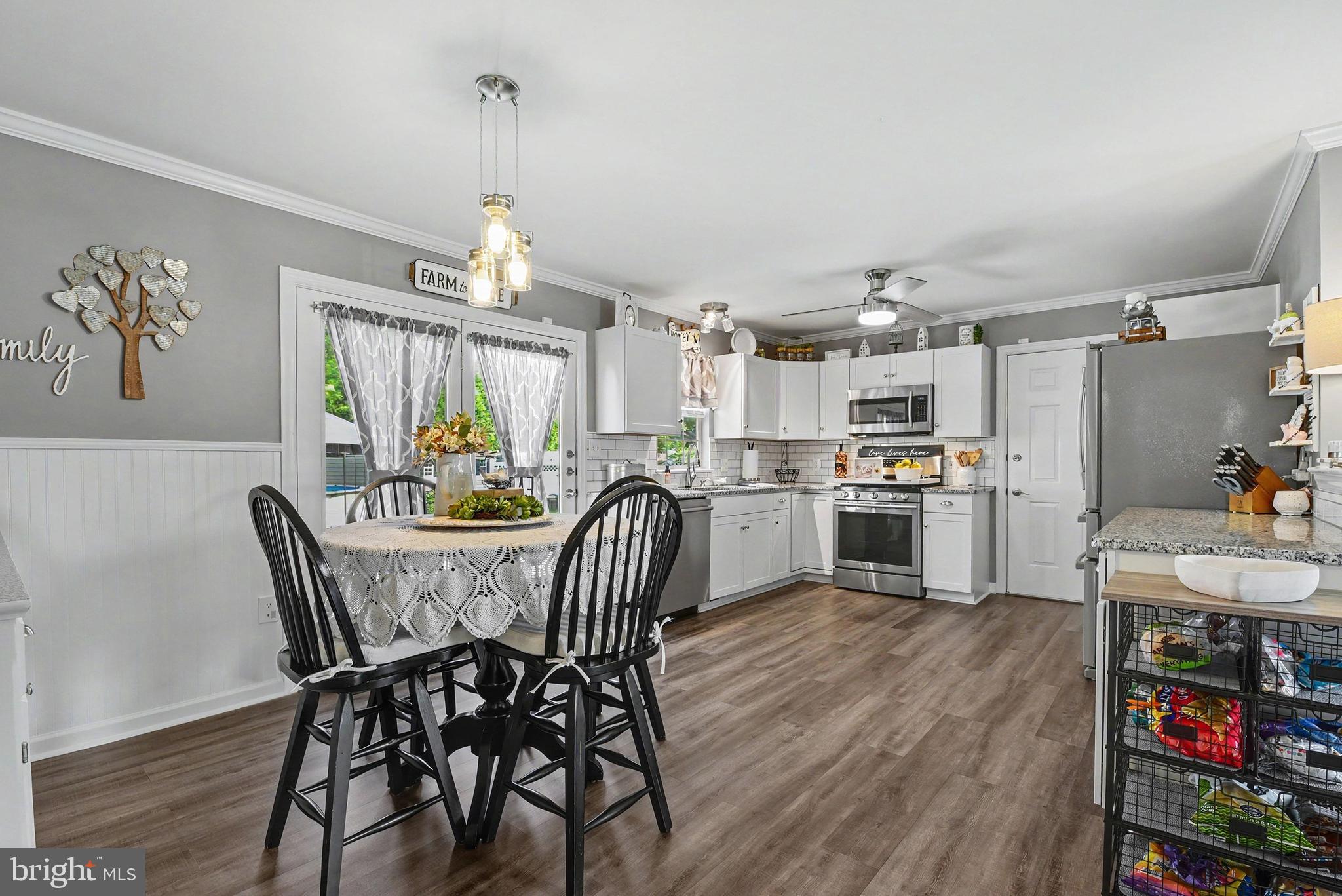 ASHLEY FARMS - Residential