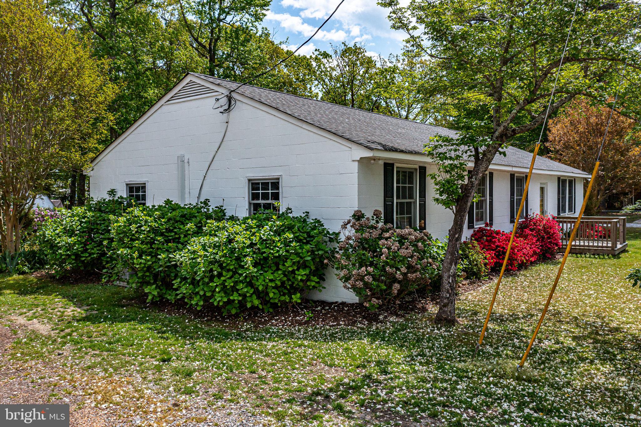 CHESAPEAKE BEACH ESTATES - Residential