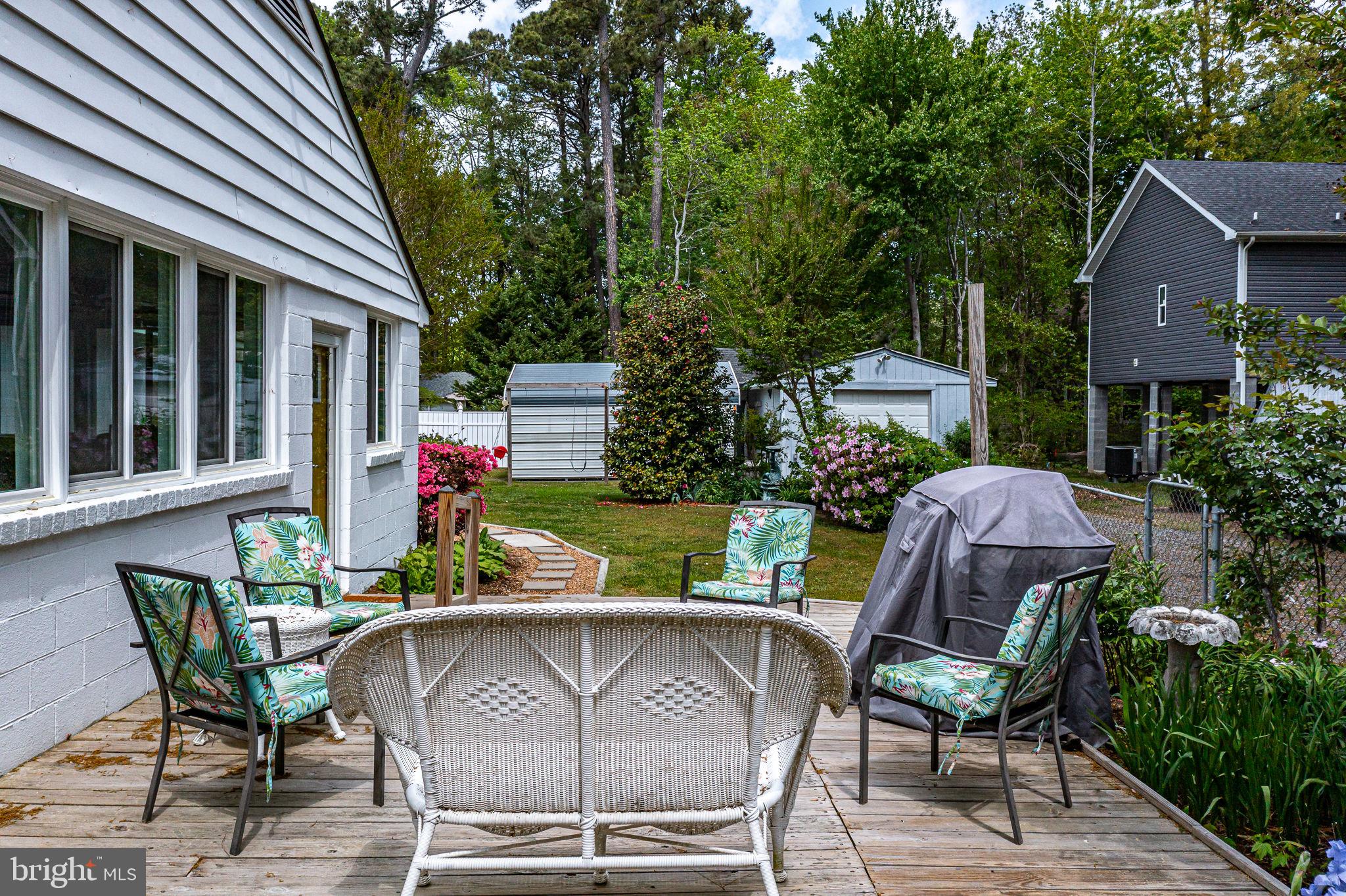CHESAPEAKE BEACH ESTATES - Residential