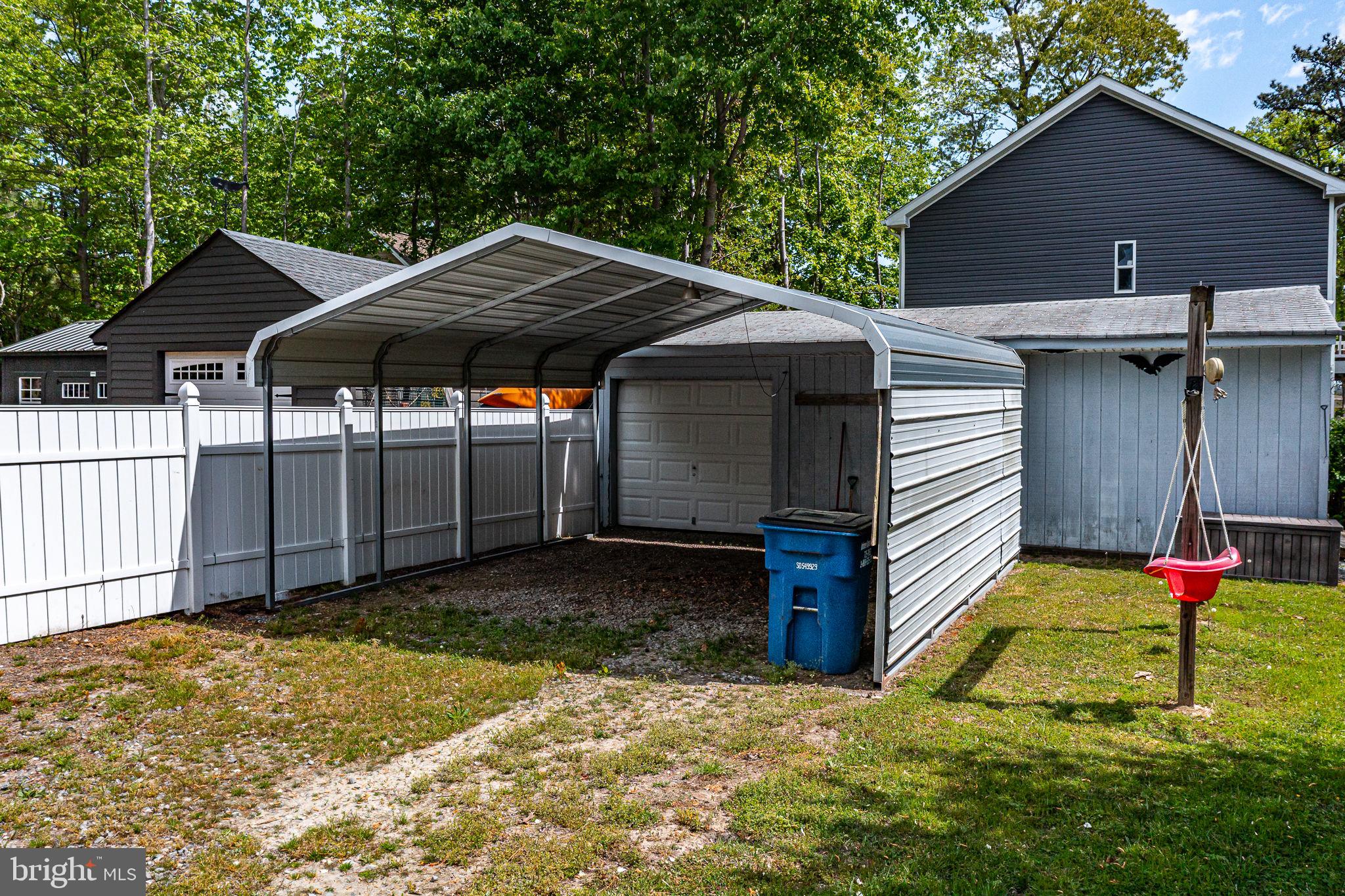 CHESAPEAKE BEACH ESTATES - Residential