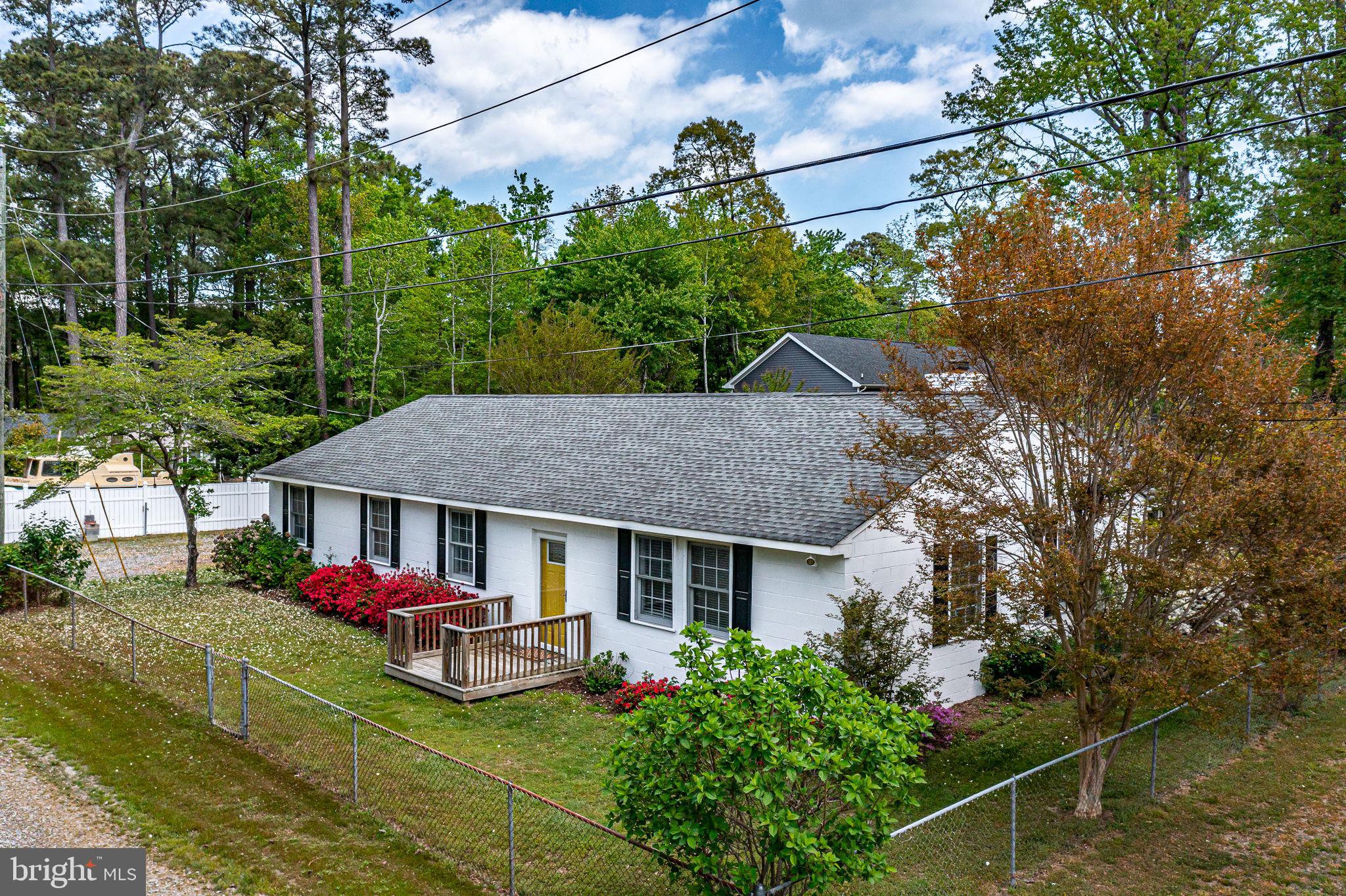 CHESAPEAKE BEACH ESTATES - Residential
