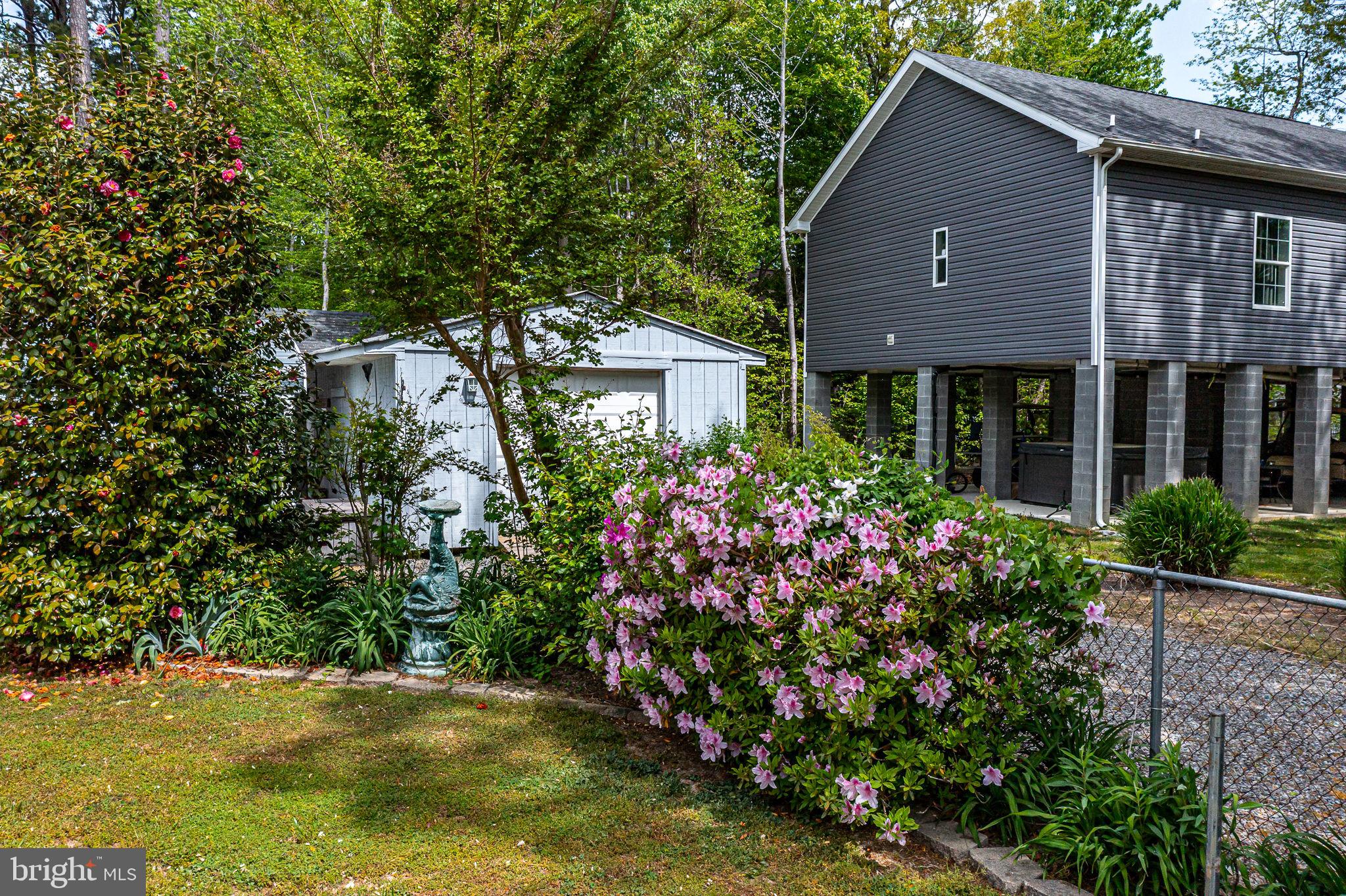 CHESAPEAKE BEACH ESTATES - Residential