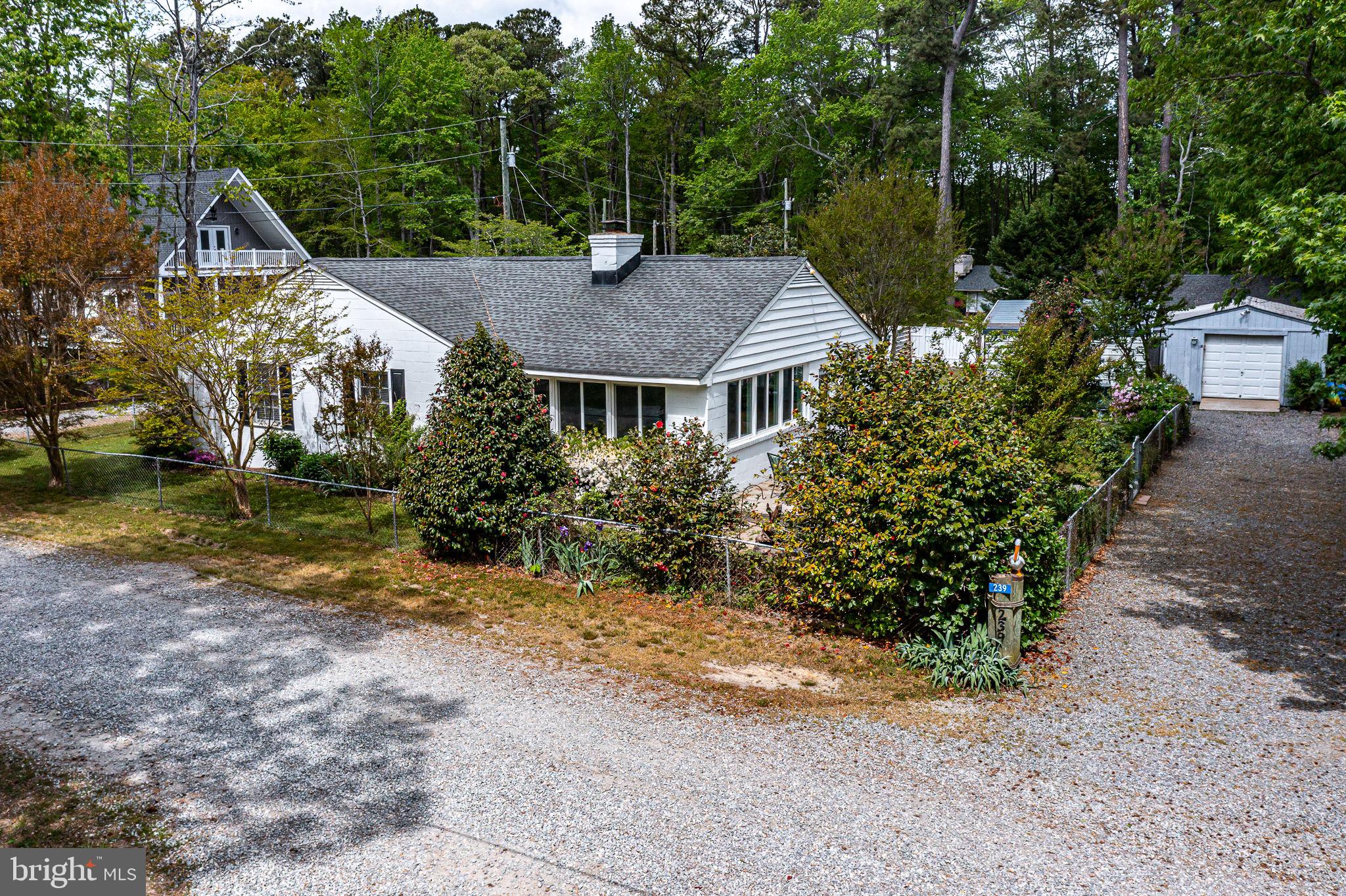 CHESAPEAKE BEACH ESTATES - Residential