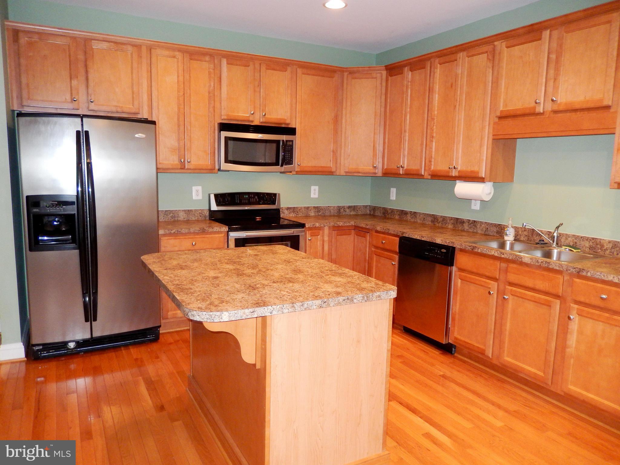 DAHLIA PARK OF WILDEWOOD - Residential Lease