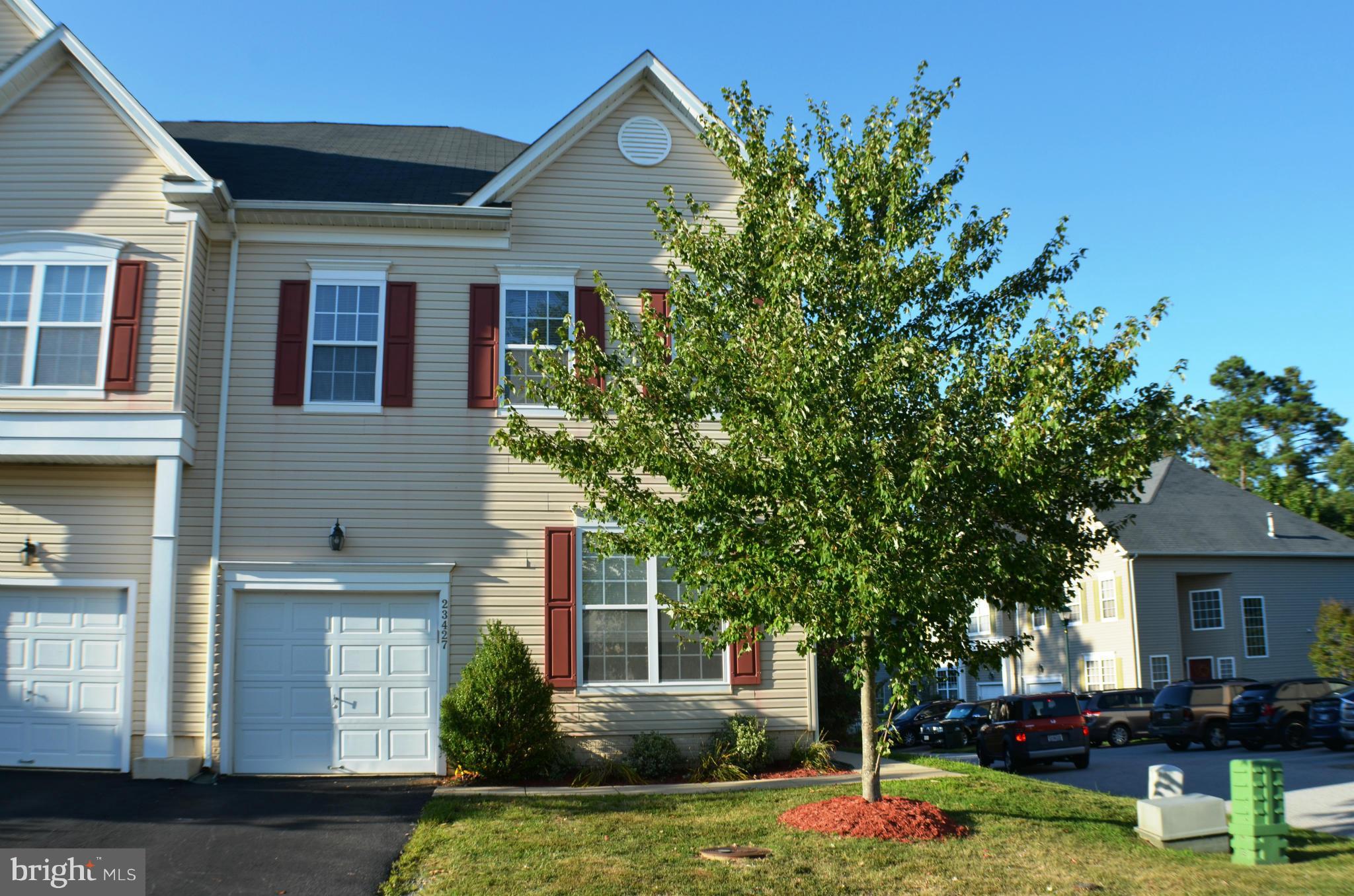 DAHLIA PARK OF WILDEWOOD - Residential Lease