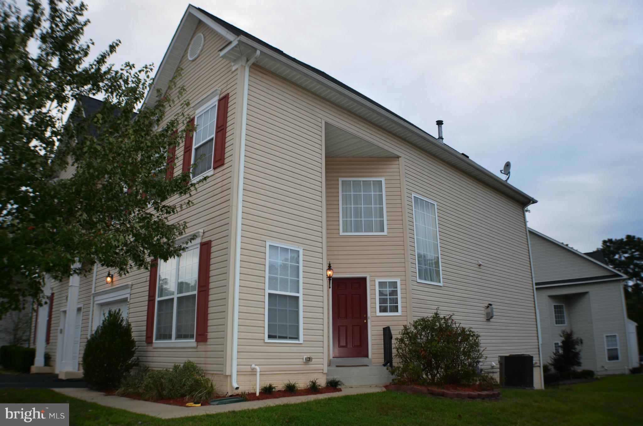 DAHLIA PARK OF WILDEWOOD - Residential Lease