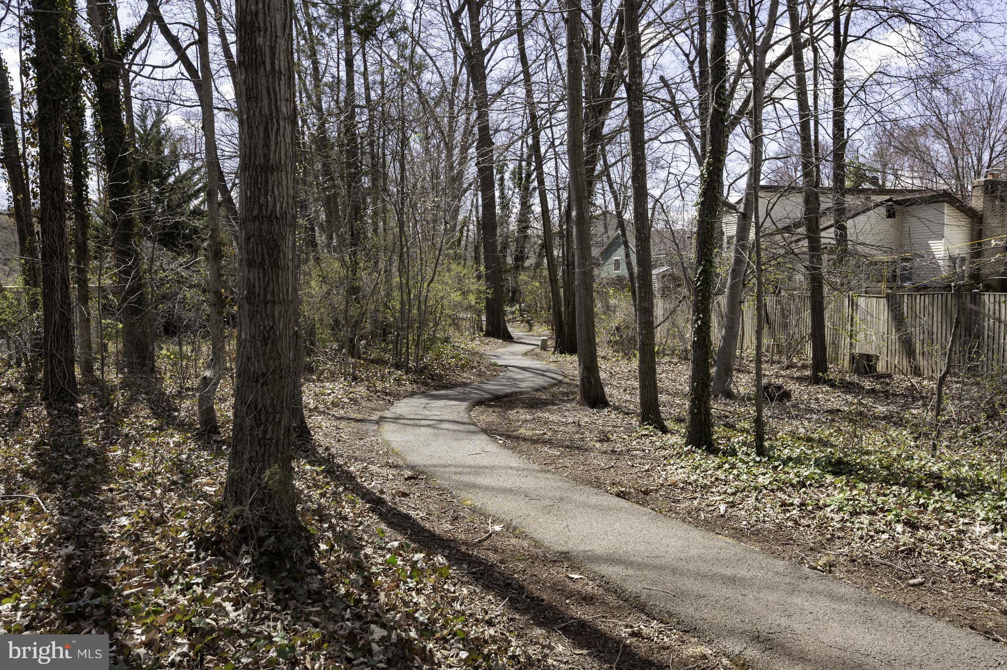 SUGARLAND RUN - Residential