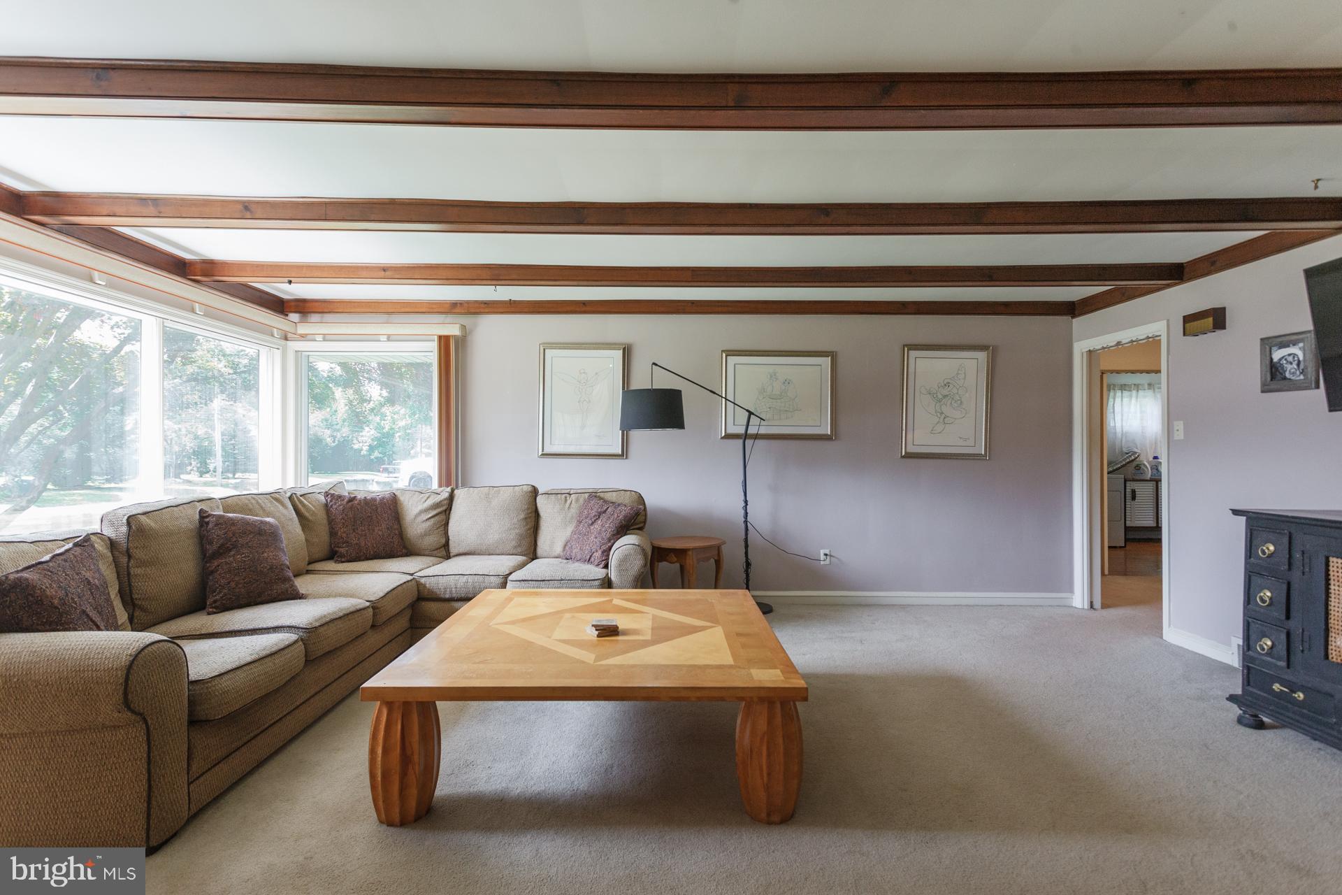 HILLSIDE MANOR - Residential