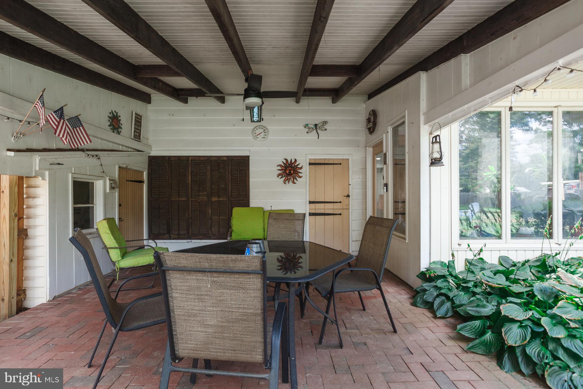 HILLSIDE MANOR - Residential