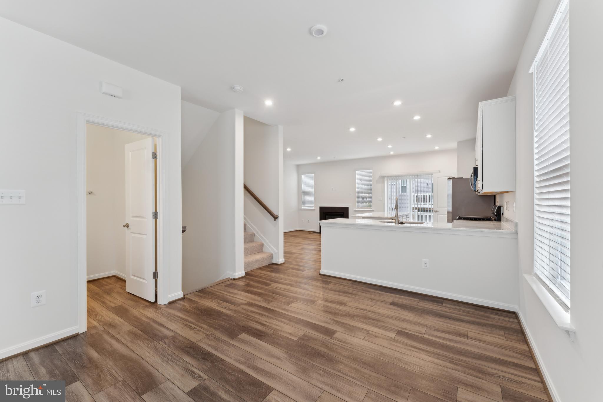 PARKE WEST - Residential