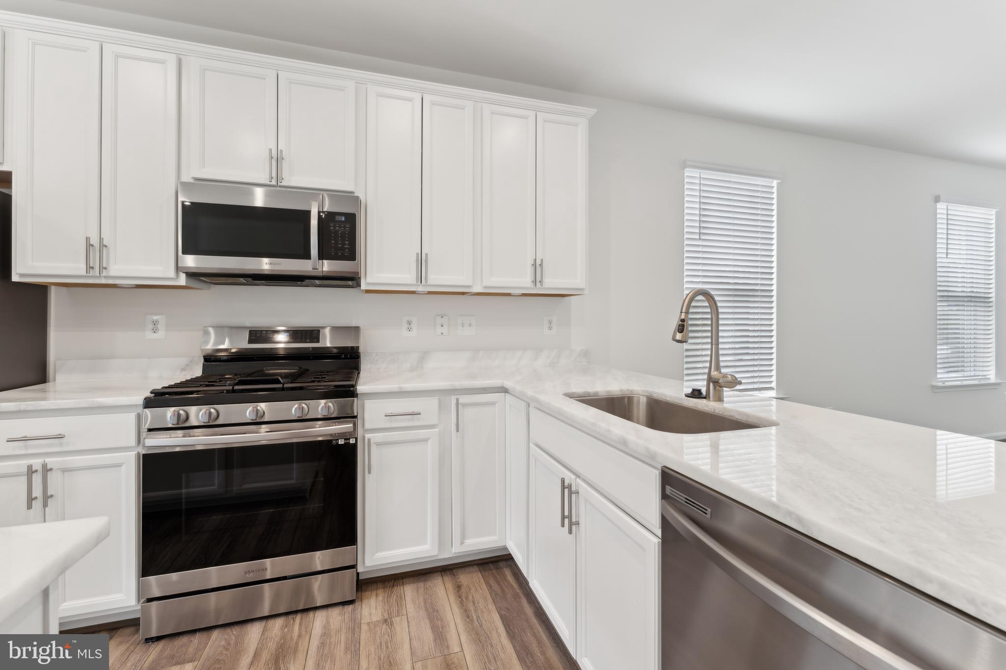 PARKE WEST - Residential
