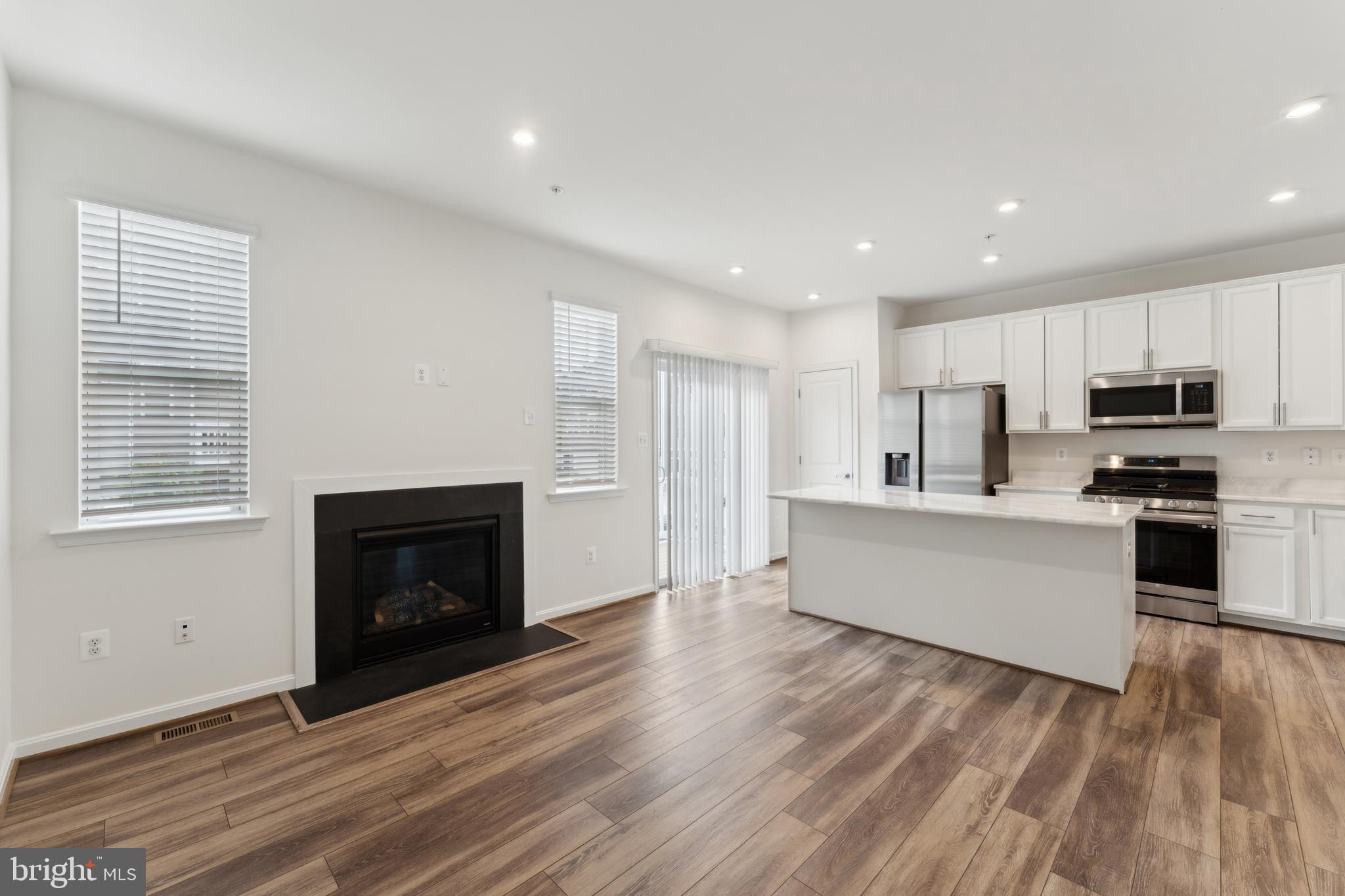 PARKE WEST - Residential