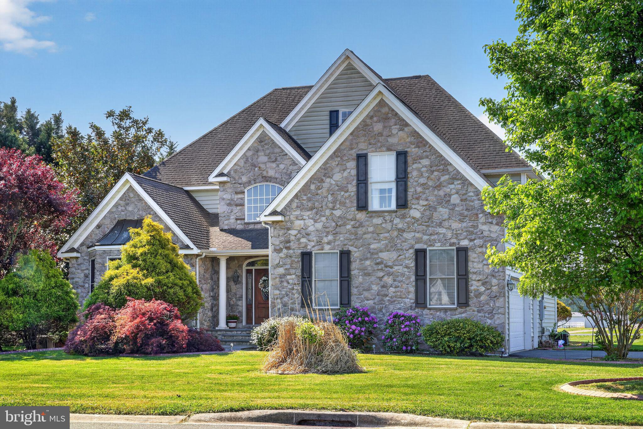 ROCKLAND HILLS - Residential