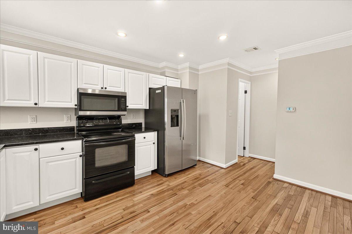 CLUBSIDE - Residential
