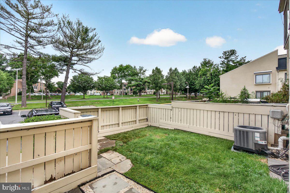 CLUBSIDE - Residential