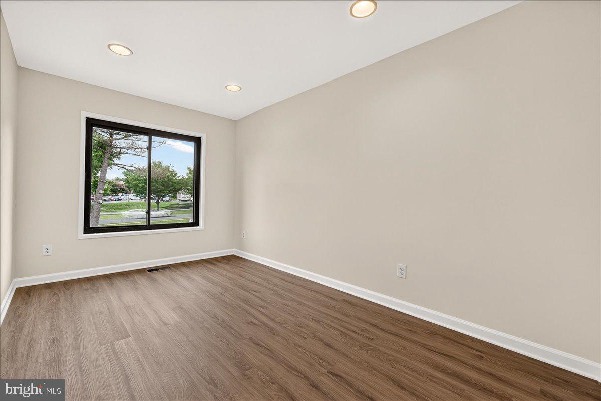 CLUBSIDE - Residential