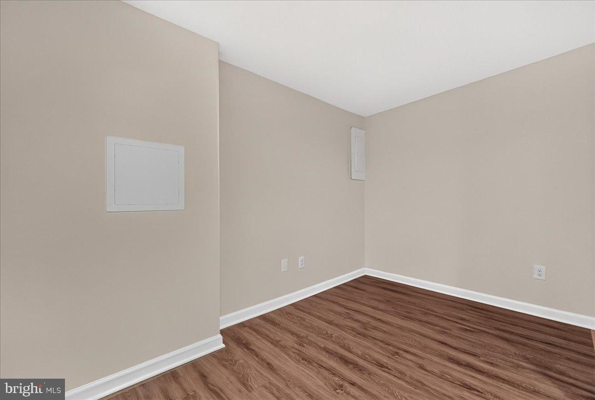 CLUBSIDE - Residential