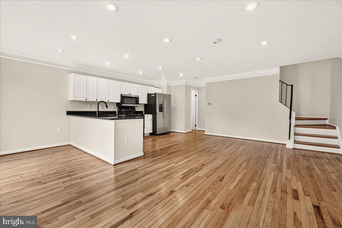 CLUBSIDE - Residential