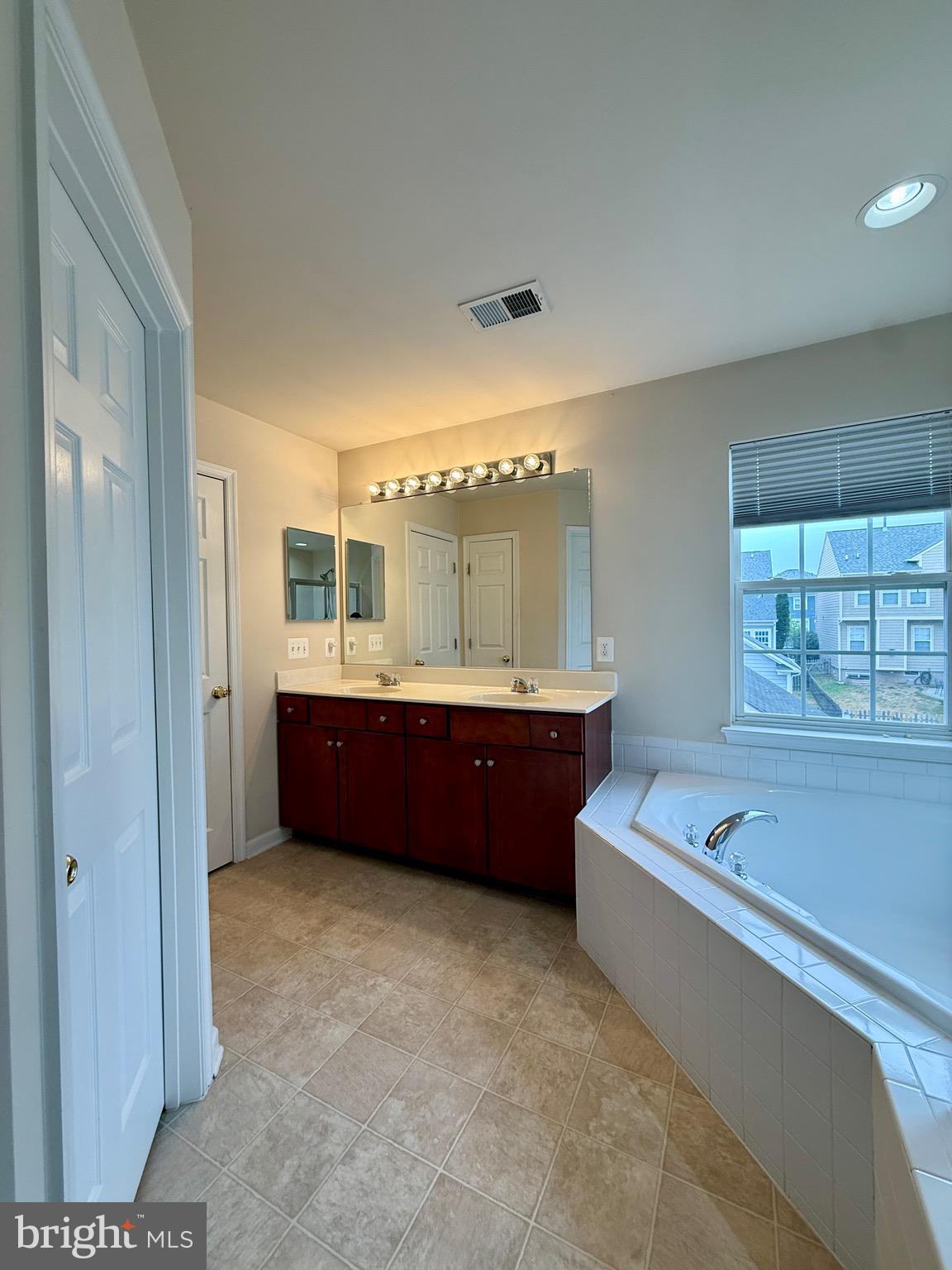 IDLEWILD - Residential Lease