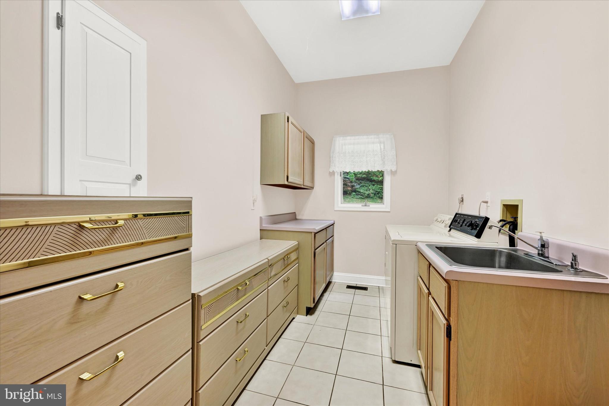 IVY HILL - Residential