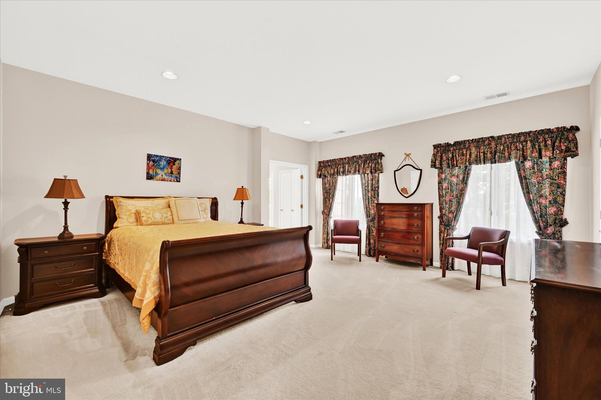 IVY HILL - Residential