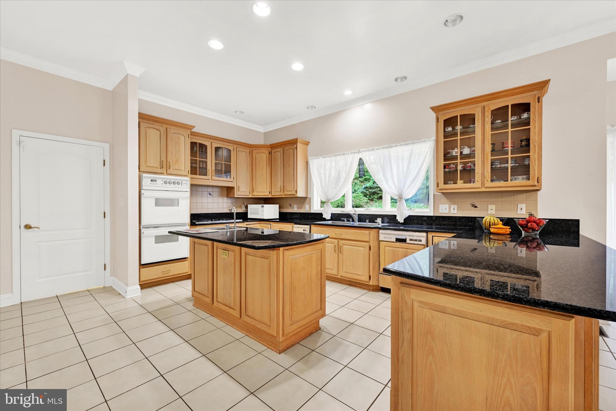IVY HILL - Residential