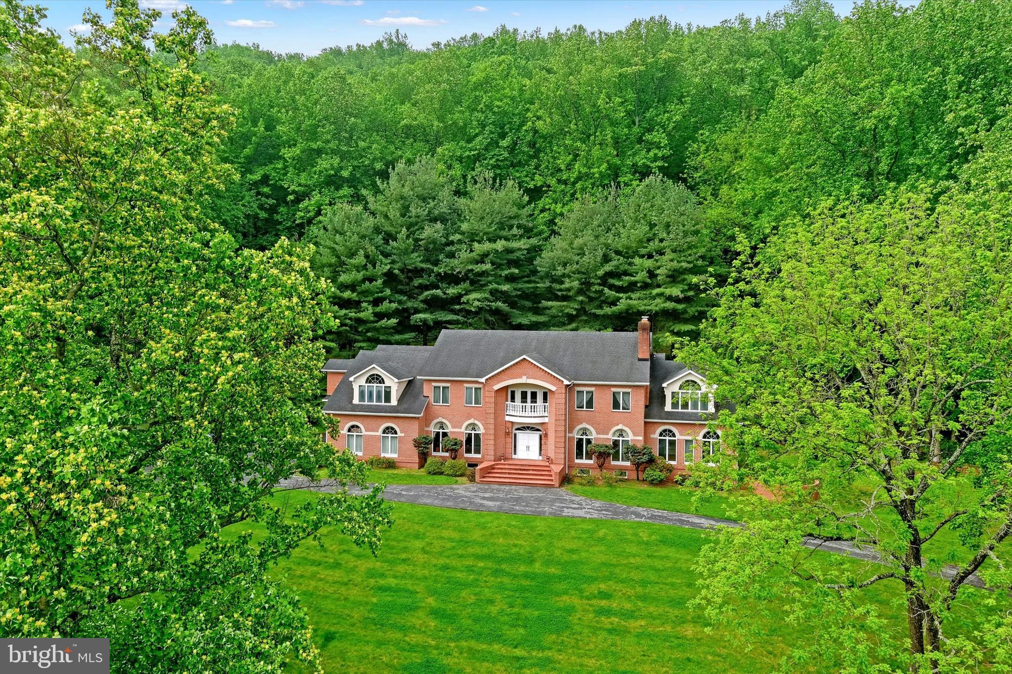 IVY HILL - Residential