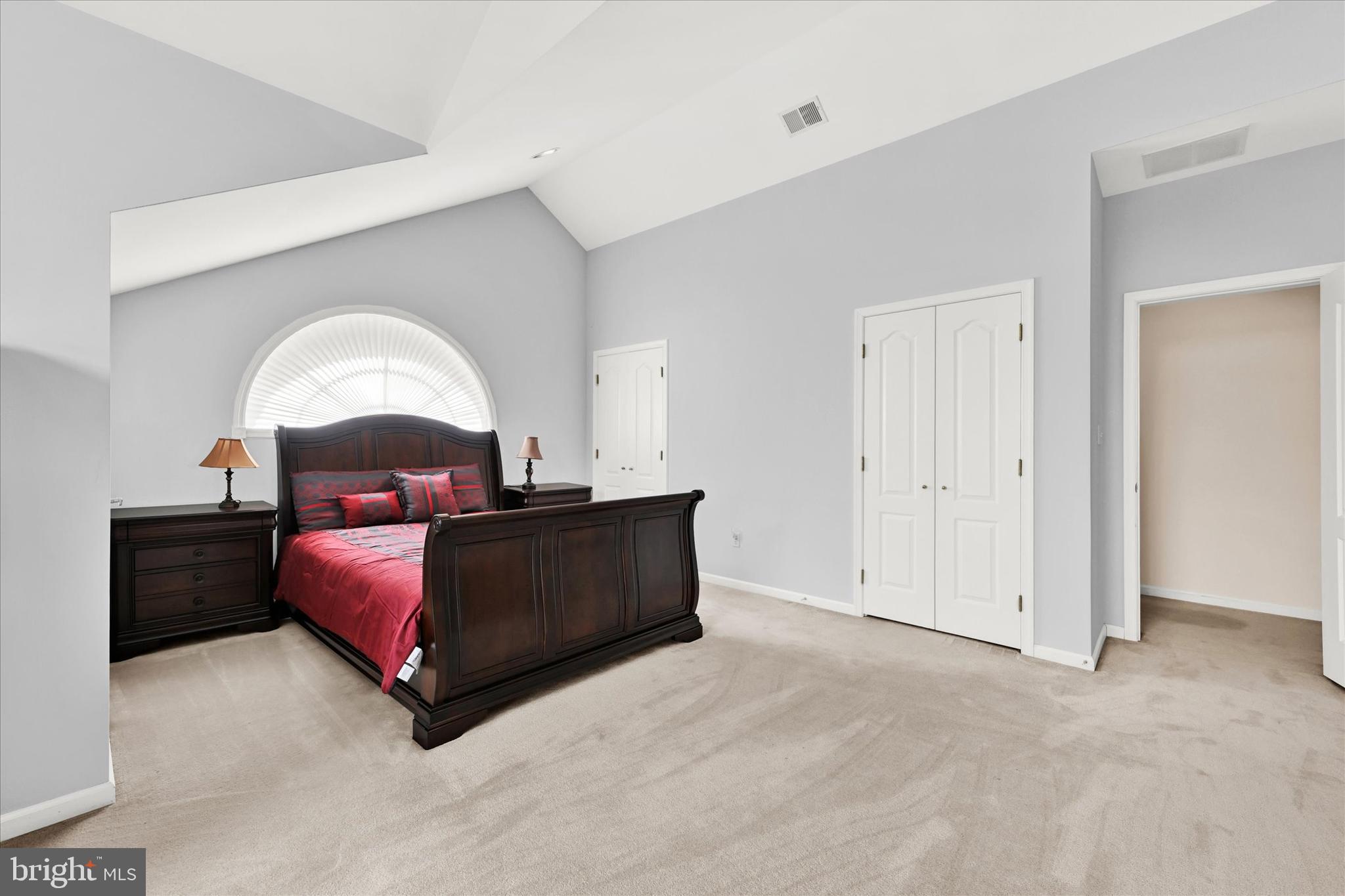 IVY HILL - Residential
